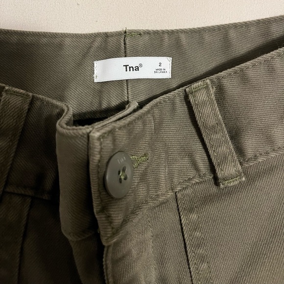 Aritzia Cargo Pants - Picture 2 of 5